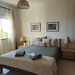 Casa Oliveiras - Piscina Privada, Jardim, Perto Da Villa *