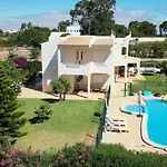 Casa Oliveiras - Piscina Privada, Jardim, Perto Da Moncarapacho