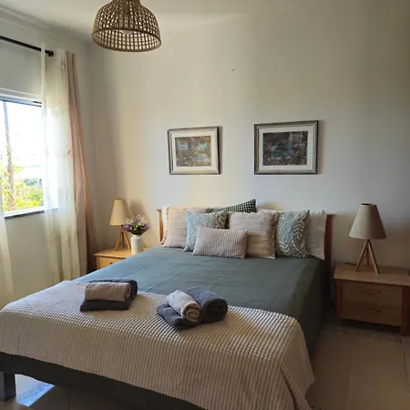 Casa Oliveiras - Piscina Privada, Jardim, Perto Da Villa *