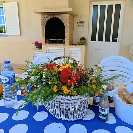 Casa Oliveiras - Piscina Privada, Jardim, Perto Da Moncarapacho