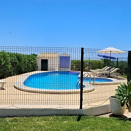 Casa Oliveiras - Piscina Privada, Jardim, Perto Da Villa