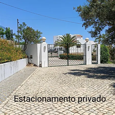 Casa Oliveiras - Piscina Privada, Jardim, Perto Da Villa Moncarapacho