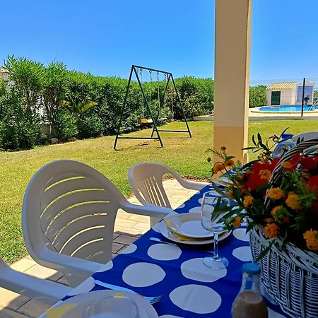 Casa Oliveiras - Piscina Privada, Jardim, Perto Da Villa