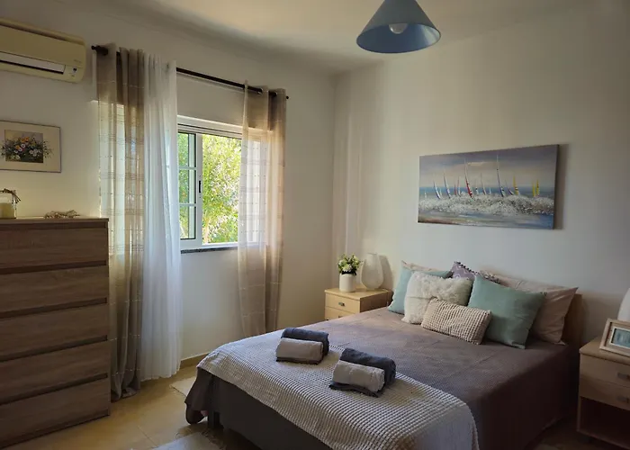 Casa Oliveiras - Piscina Privada, Jardim, Perto Da