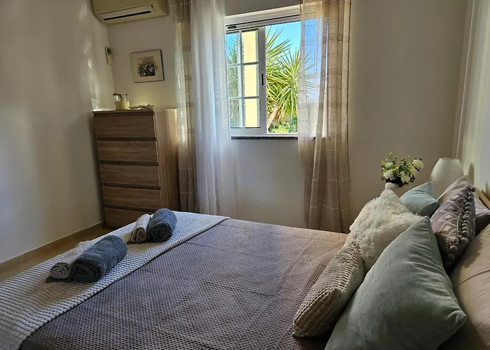 Casa Oliveiras - Piscina Privada, Jardim, Perto Da Villa *