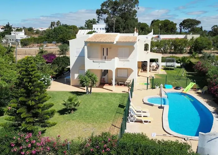 Casa Oliveiras - Piscina Privada, Jardim, Perto Da Moncarapacho