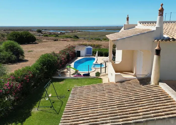 Casa Oliveiras - Piscina Privada, Jardim, Perto Da Moncarapacho