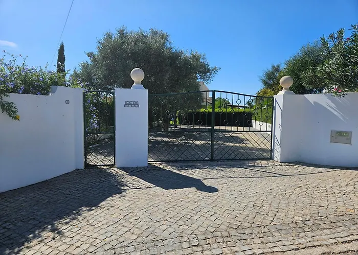 Casa Oliveiras - Piscina Privada, Jardim, Perto Da Moncarapacho