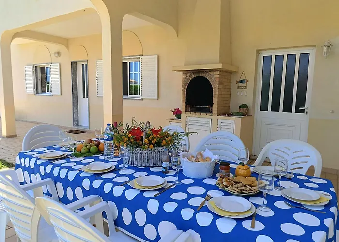 Casa Oliveiras - Piscina Privada, Jardim, Perto Da *