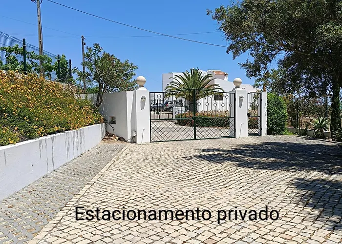 Casa Oliveiras - Piscina Privada, Jardim, Perto Da Villa Moncarapacho